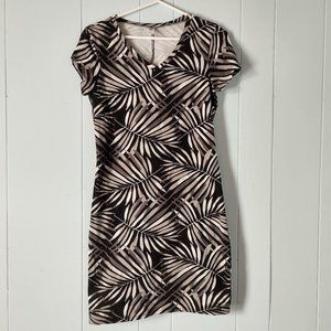 Old Navy Palm Leaf Black & White T-shirt Dress